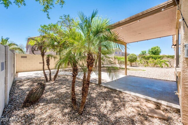 17429 W Watson Ln