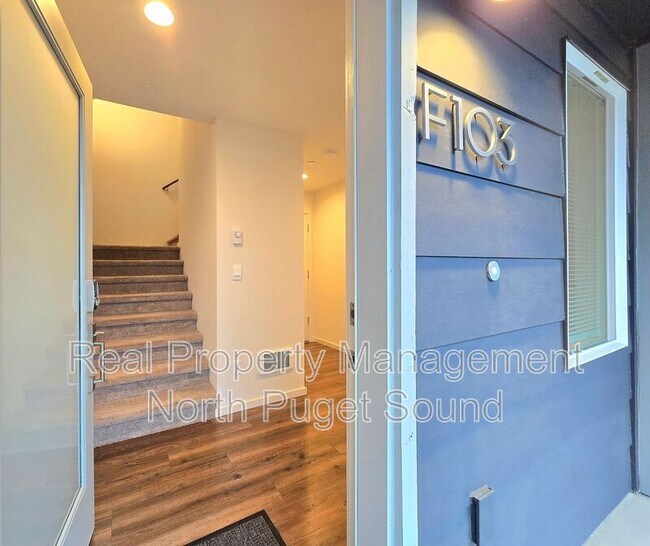 Photo - 17417 W Main St