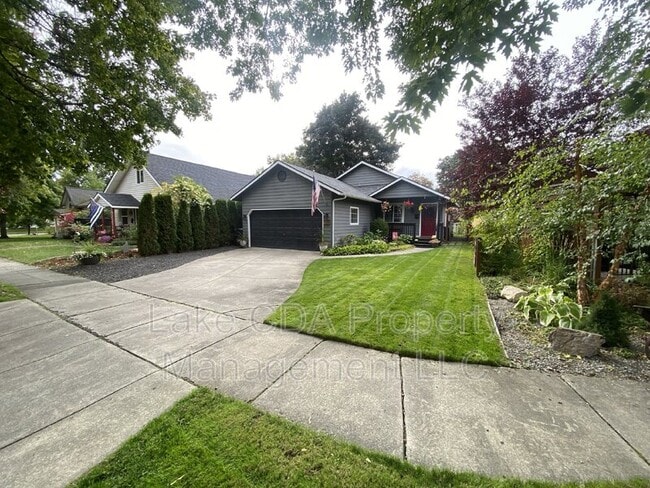 Photo - 1139 6th St House