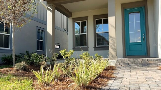 Photo - 9851 Gobat Aly