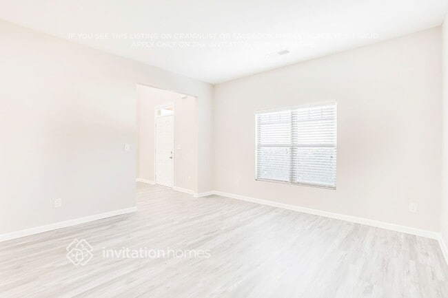 Photo - 90 Mary Jane Ln