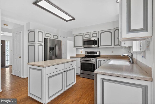 Photo - 10545 Winged Elm Cir