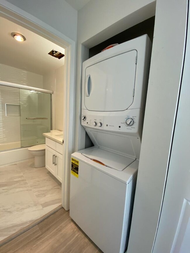 Photo - Bradley Apartments