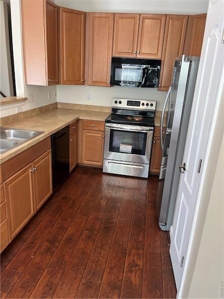 Photo - 4400 Harlesden Dr