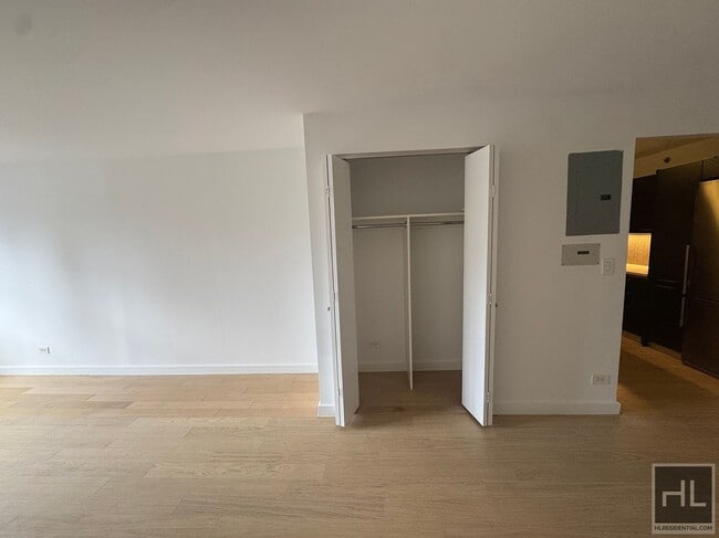 Photo - East 39th Street Unit 22B