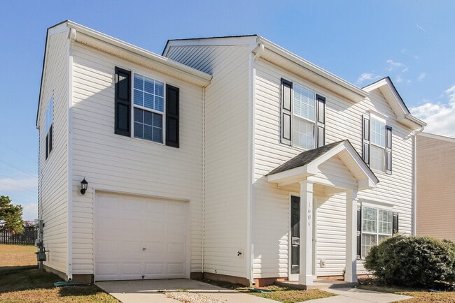 Photo - 1604 Harland St