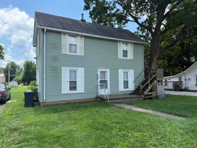 Building Photo - 107 W Prairie St Unit 107-B Rental