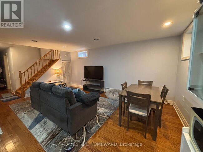 Photo - 82 Hubbard Blvd Unité Basement