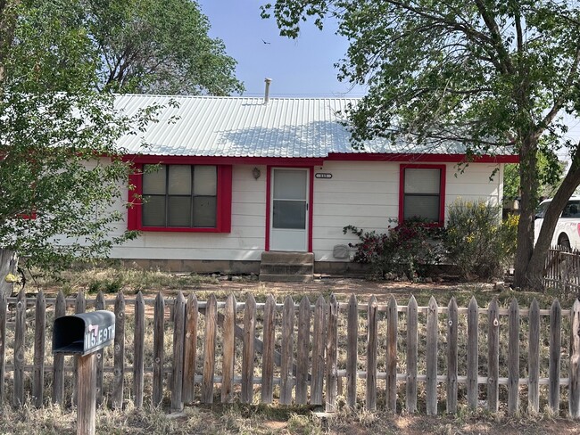 Photo - 115 E 9th St Casa