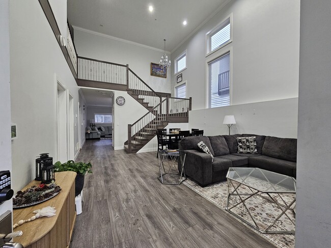 Photo - 8512 Forest Gate Dr