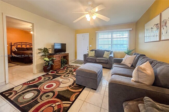 Photo - 2230 Jackson St Unidad 8W