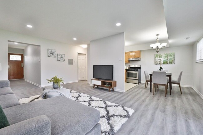 Living/Dining Area-Classic