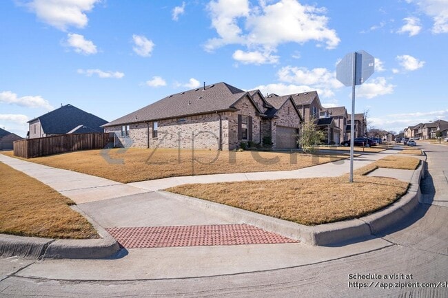 Photo - 2900 Long Slope Rd