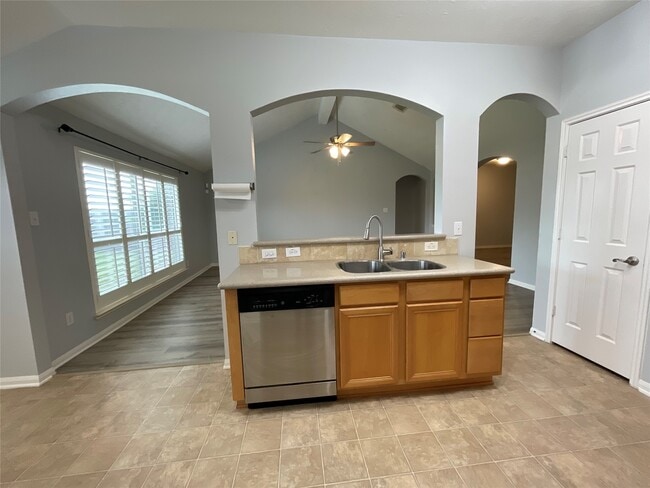 Photo - 893 Bent Sail Ln