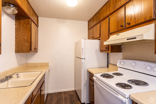 Sandpiper Apartments