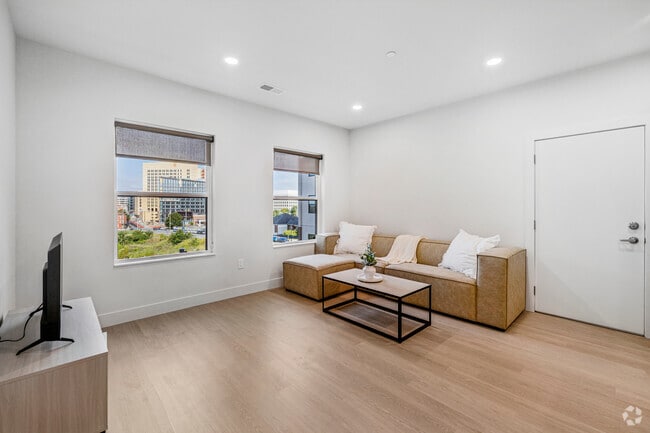 4BR, 2BA - 1,135SF - Living Room