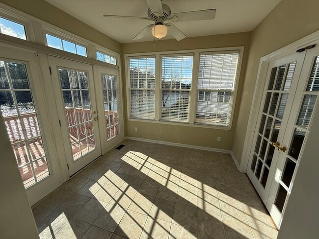 Photo - Beautiful 3 Bedroom 2.5 Bath End Unit Town Home with Lake View!