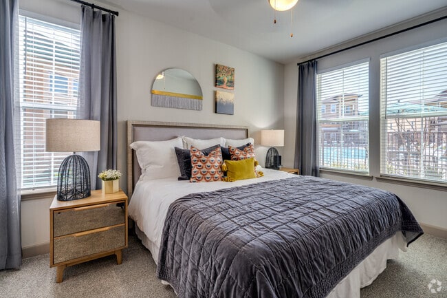2BR, 2BA - 1,205 SF