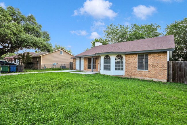 Building Photo - 3-Bedroom, 2-Bath Rental Home – South San Antonio