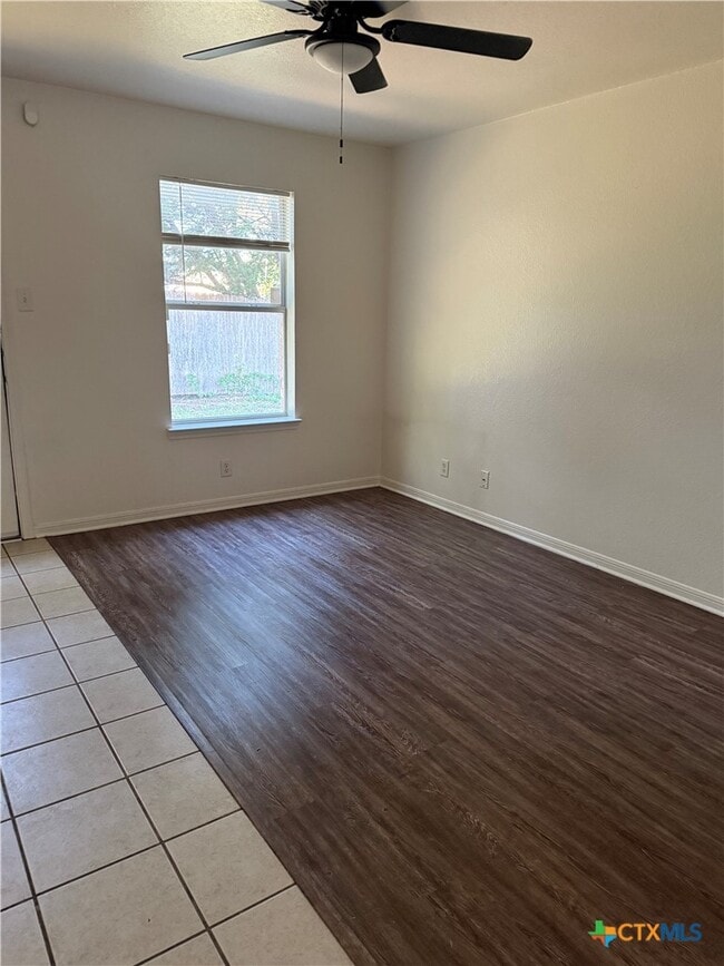 Photo - 1402 Chips Dr