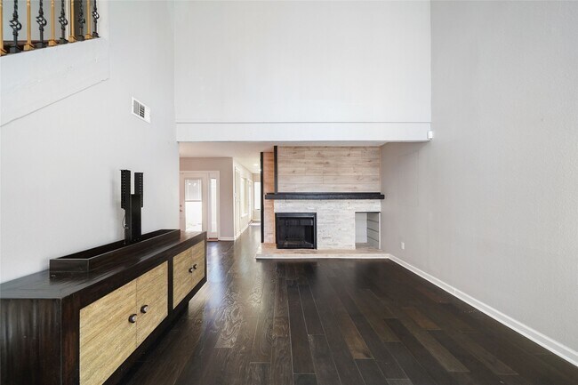 Photo - 11502 Village Pl Dr Unit 108