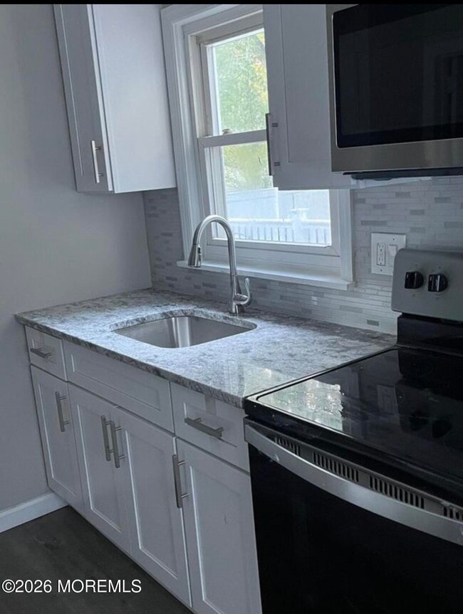 Photo - 539 Olive Pl