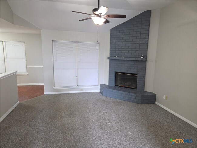 Photo - 4706 Hartrick Bluff Rd