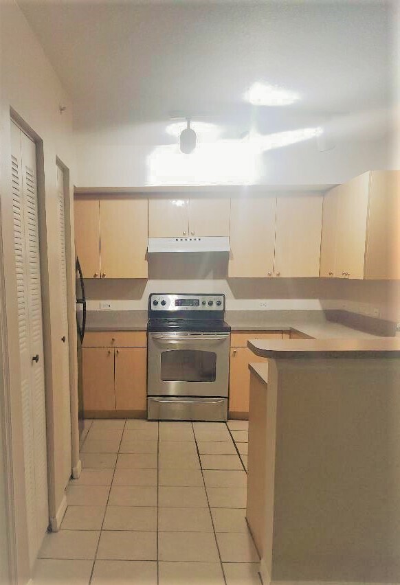 Photo - 1105 Villa Cir