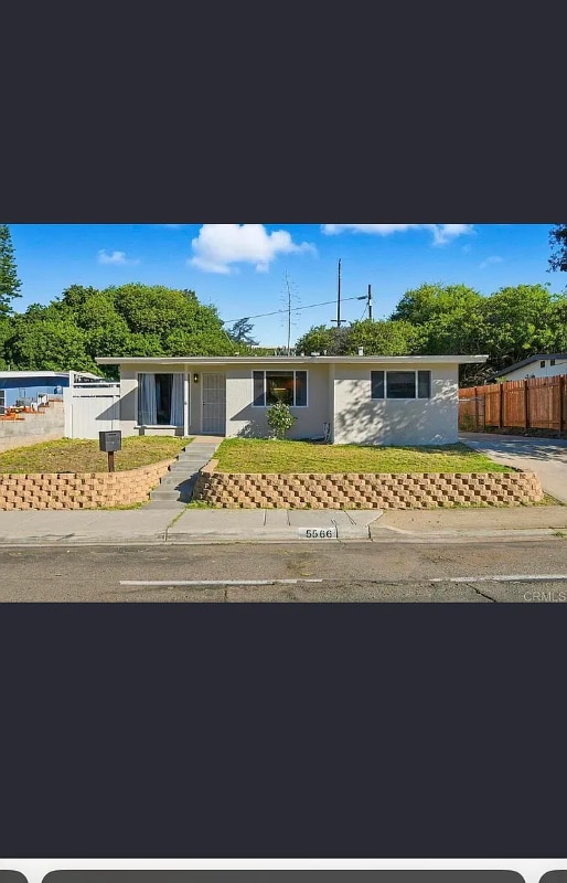 Photo - 5566 Streamview Dr