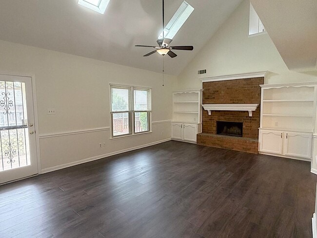 Photo - 7472 Hedgington Dr