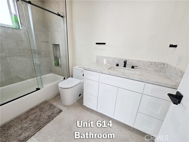 Photo - 614 W 84th St