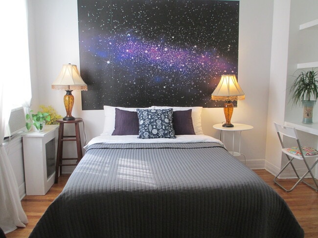 dormitorio 1 cama de tamaño completo - 855 Pavonia Ave Unidad 2