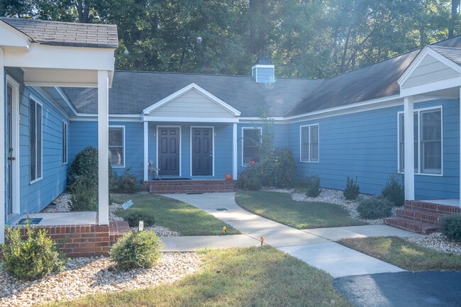 Photo - MILLBROOK POINTE