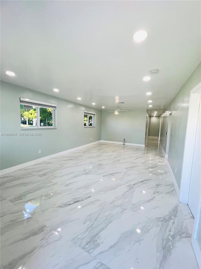 Photo - 10370 SW 174th Terrace