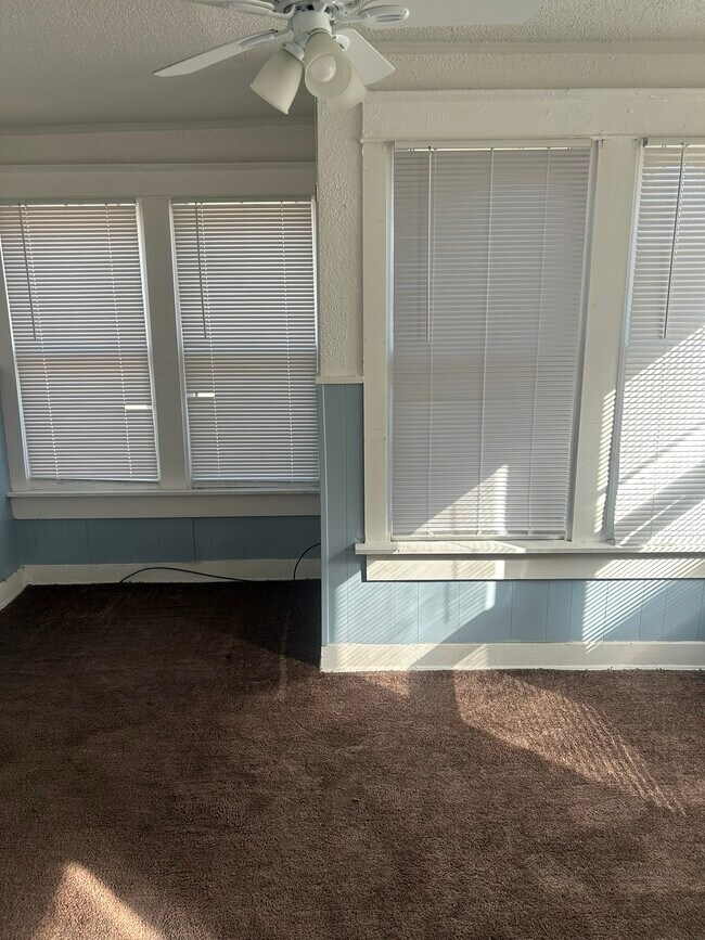 Photo - 1011 S Willett St Unit #2