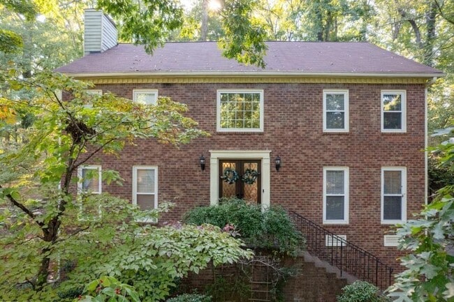 Building Photo - 2339 Milstead Cir NE Rental