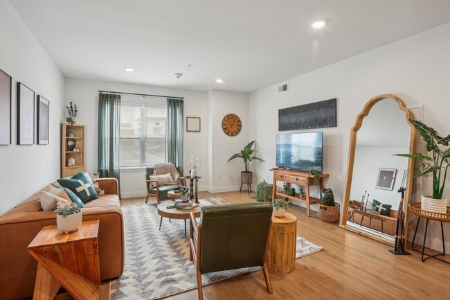 Living Room Interior - 551 North