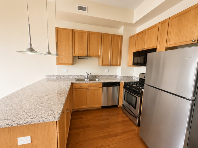 Photo - 1464 S Michigan Ave Unit 1008