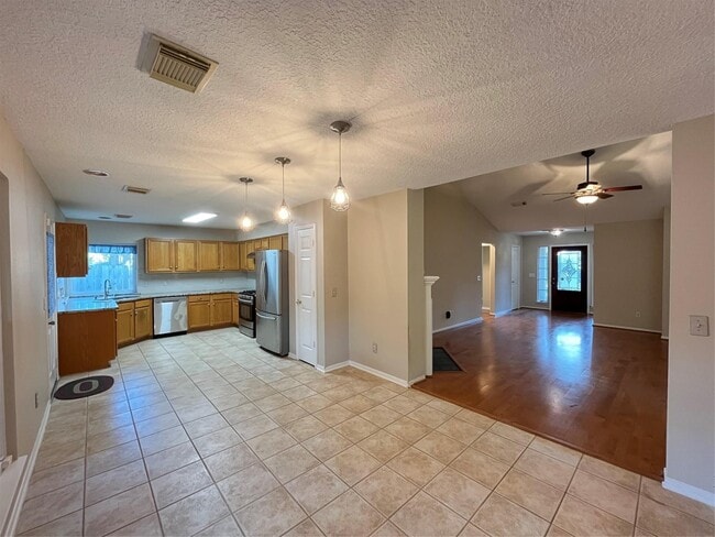 Photo - 5730 Forest Timbers Dr