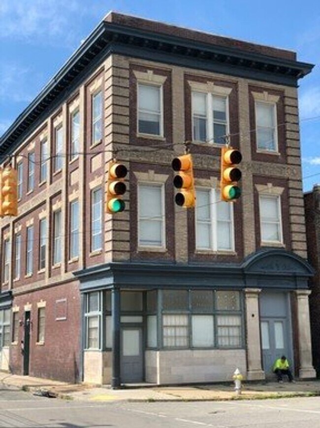Photo - CT Russell Apartments