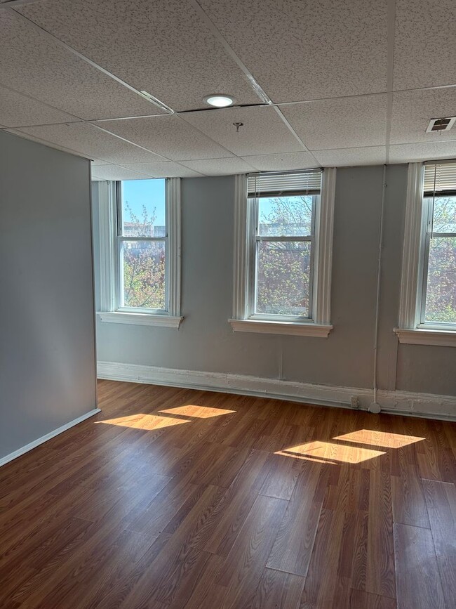 Photo - 2404 N Charles St Unit Apt. 2