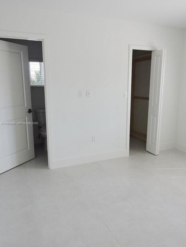 Photo - 3323 SW 87th Pl