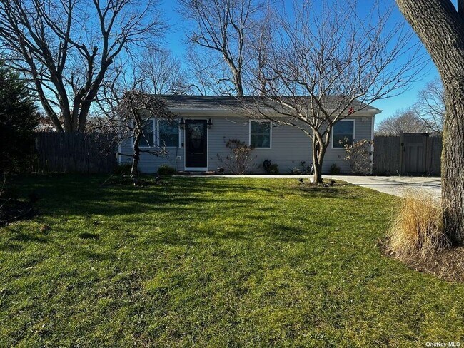 Photo - 862 Meade Ave House