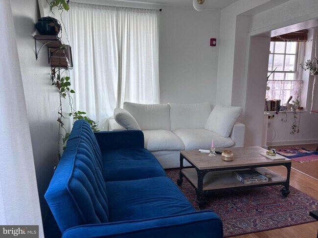 Photo - 1112 Locust St Unit 2