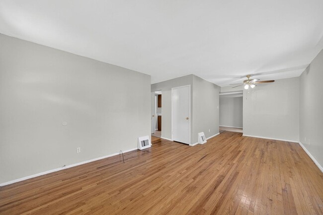 Photo - 261 Cameron Rd