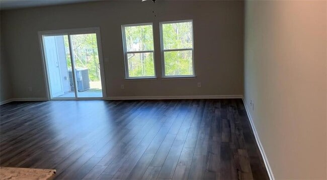 Building Photo - 258 Timberland Ave Rental