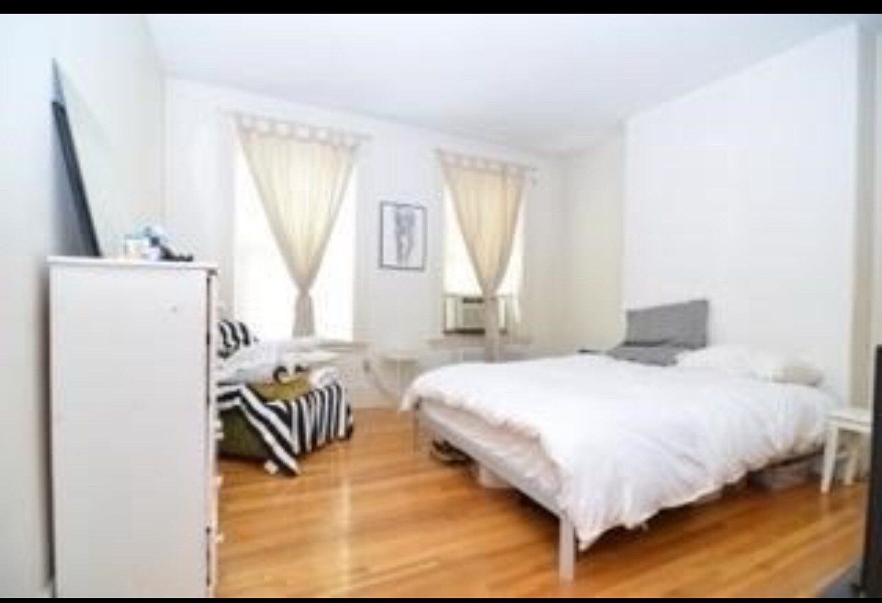 Photo - 19 Fayette St Unit 4L