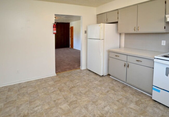 Photo - 6 Rainbow Forest Dr