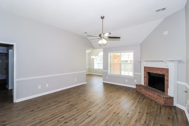Photo - 4092 Hidden Fern Ln N