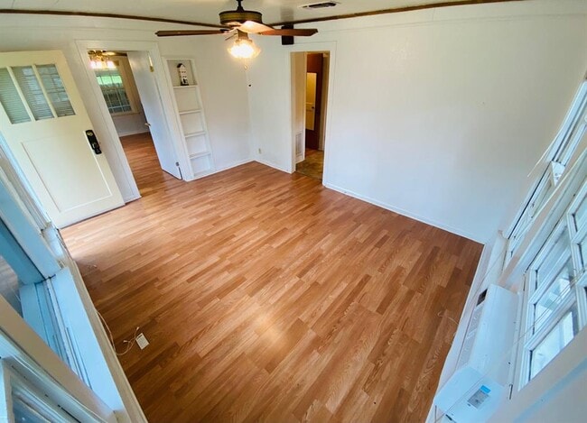 Photo - 365 E Irby St
